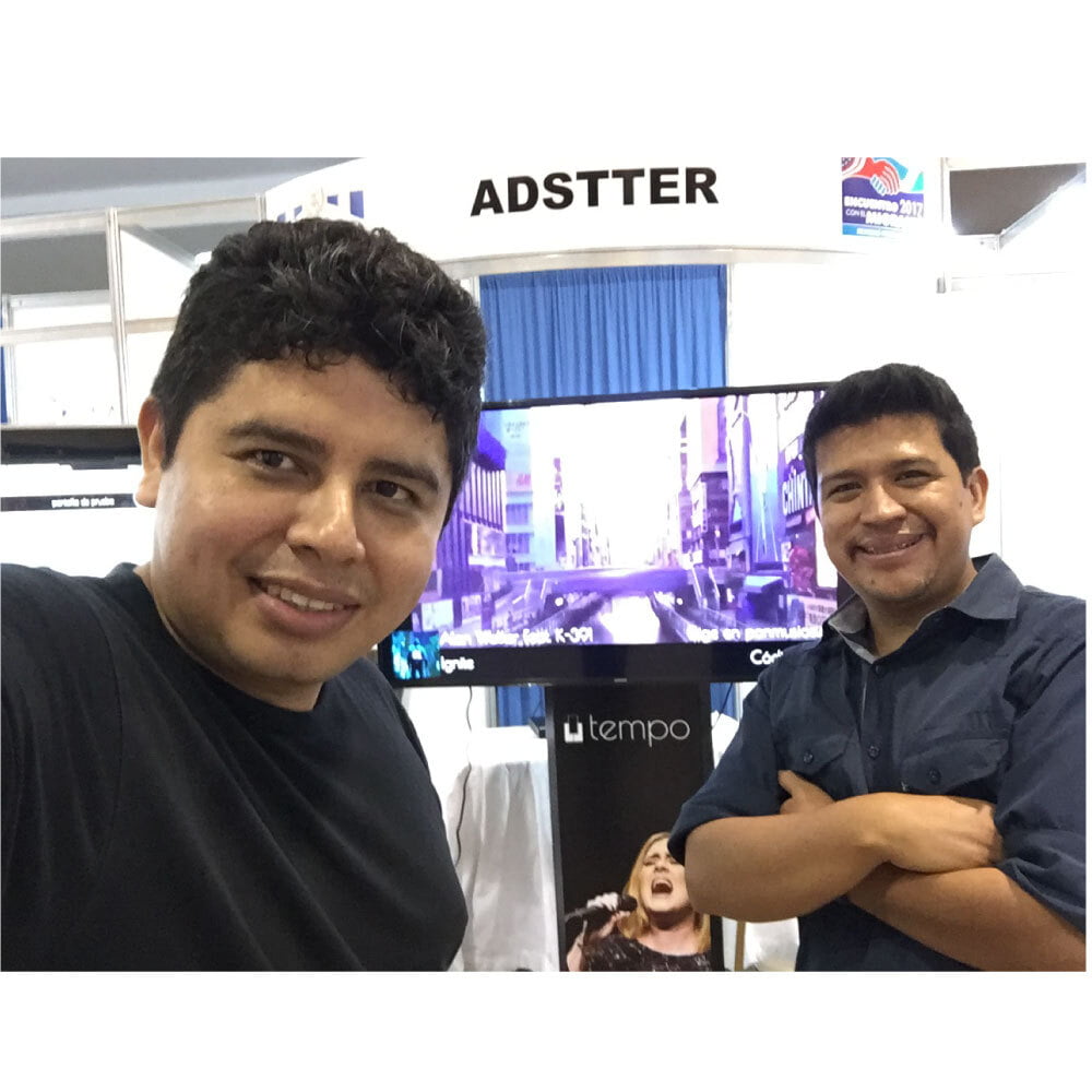 Ponmusica y Wayfinder